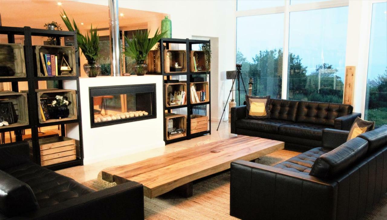 Ecton House Bed & Breakfast นิวพอร์ต ภายนอก รูปภาพ