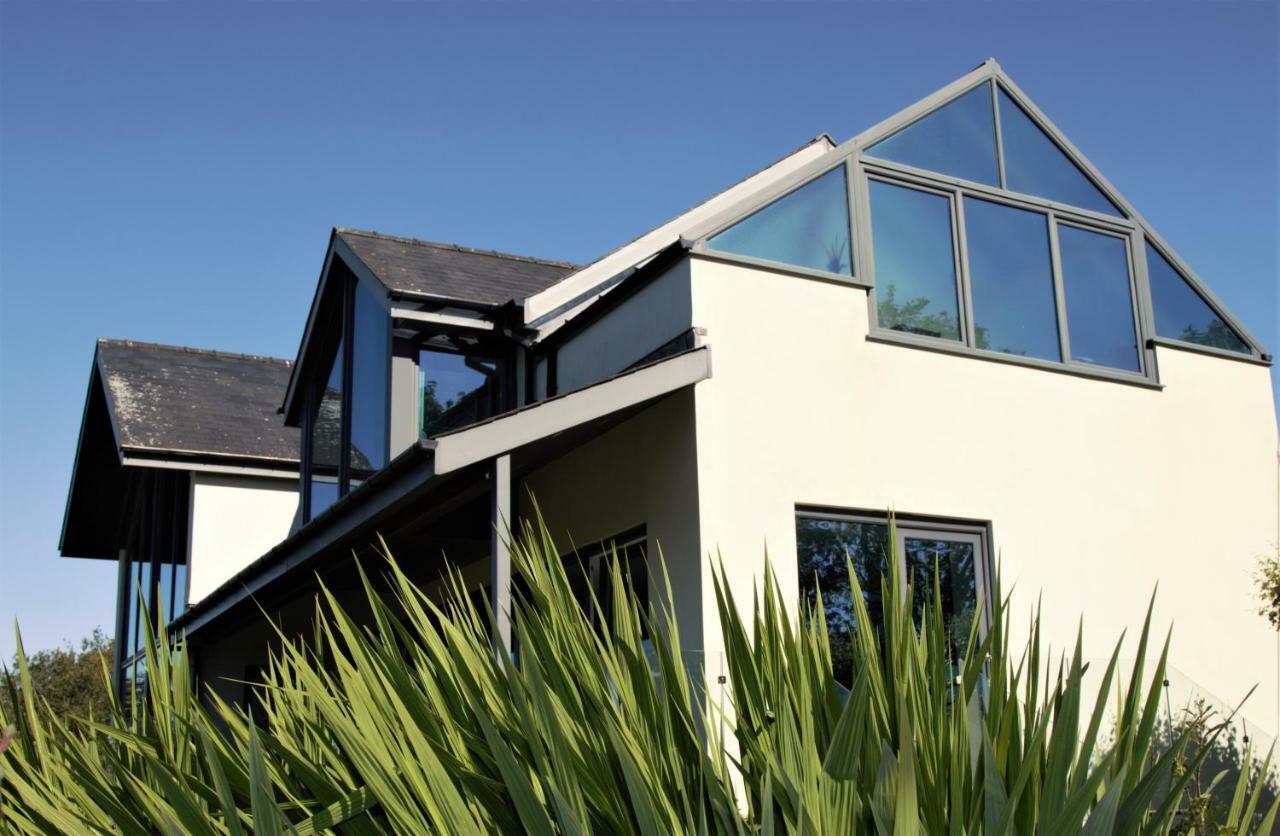 Ecton House Bed & Breakfast นิวพอร์ต ภายนอก รูปภาพ